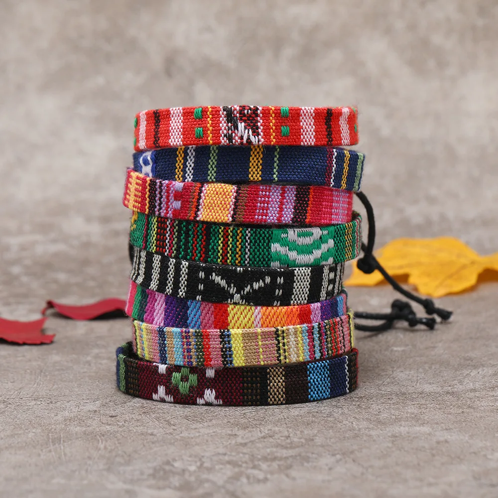 Women Accessories Nepal - 女性と男性のためのカラフルなネパルブレスレットセット,エスニック生地,編みこみロープ,バングル,ボヘミアン,夏,ジュエリーアクセサリー,12個