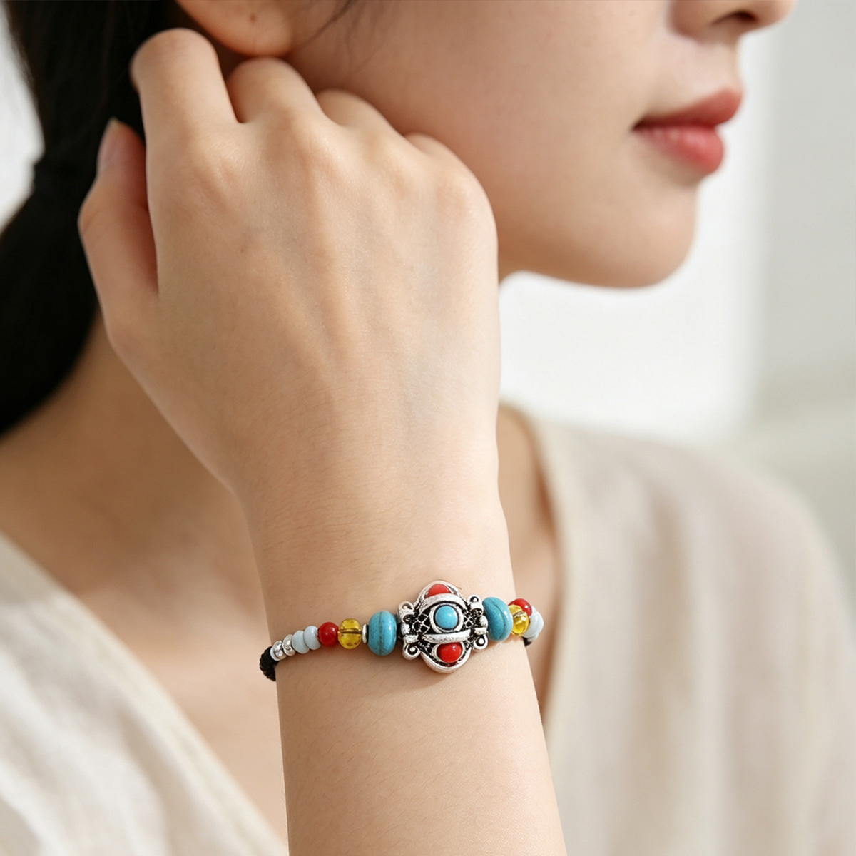 Women Accessories Nepal - エスニック手作り織りロープチベットブレスレット、男女兼用、レジンビーズベルタッセル付きネパールバングル、カップルジュエリーアクセサリーギフト