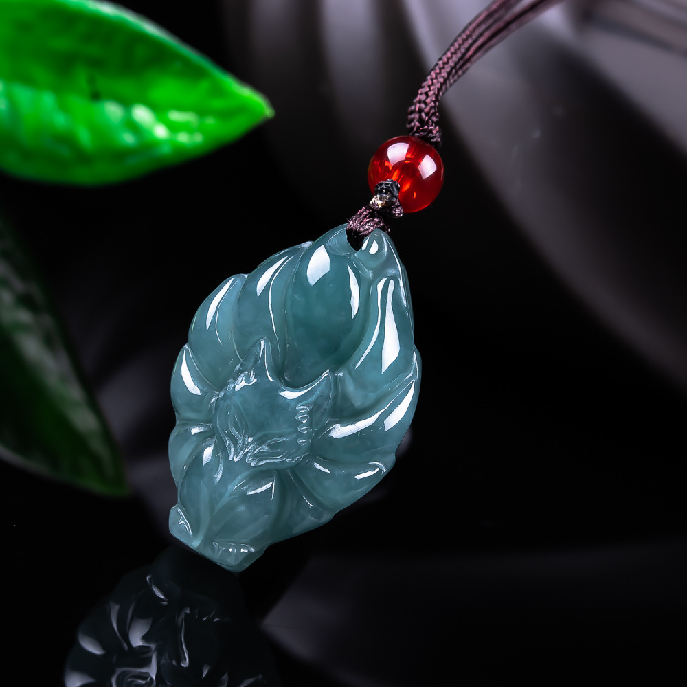 天然ビルマ翡翠フォックスペンダントネックレスヴィンテージアク - Woman Accessory のレビューと価格